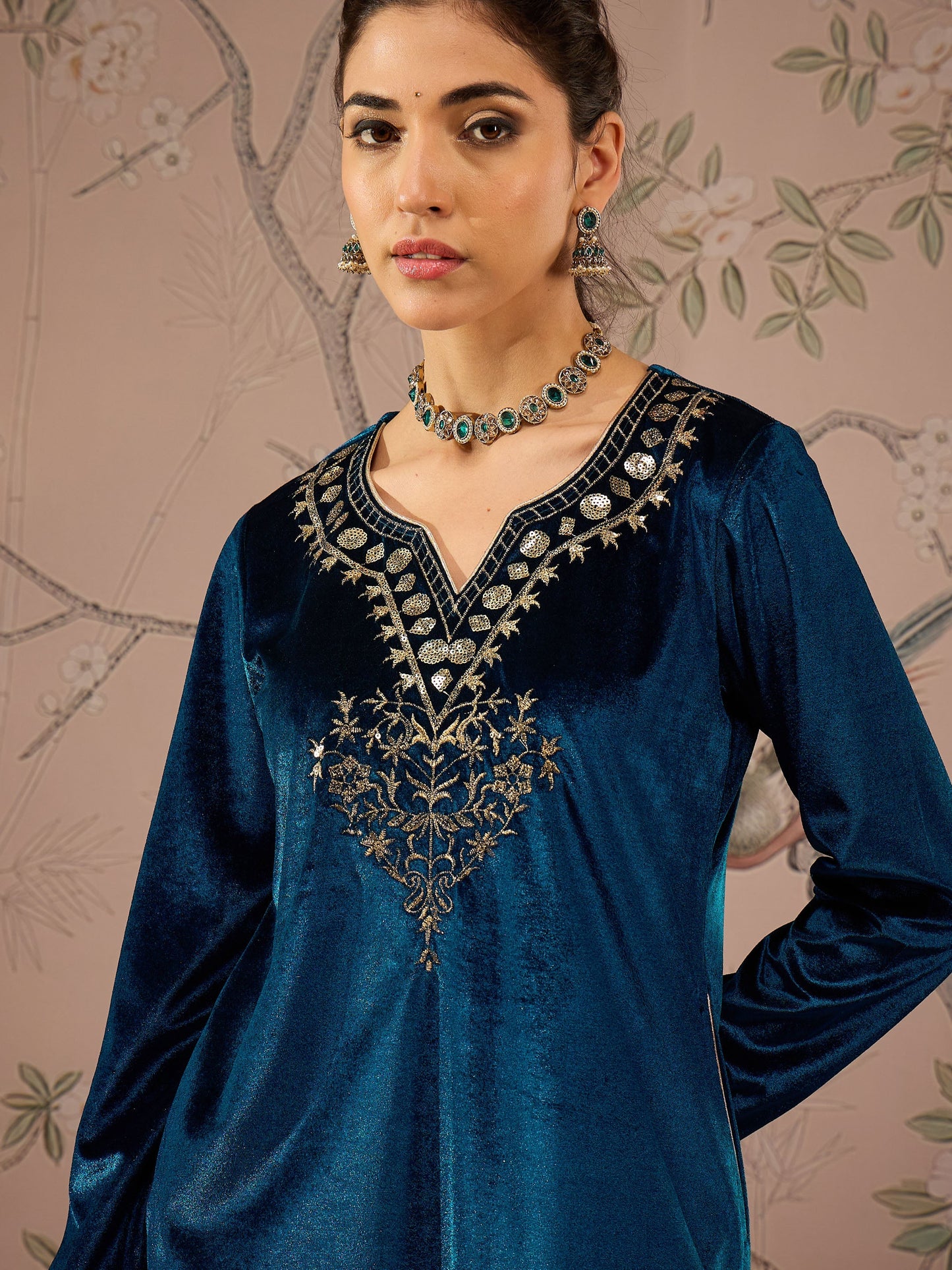 Women Teal Velvet Full Sleeves Embroidered Straight Kurta